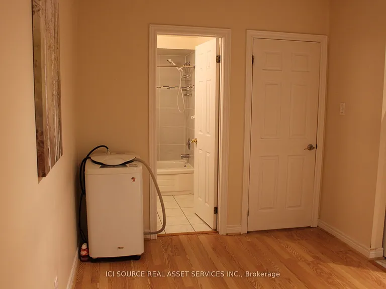 301 Gowan Ave #BASEMENT — Photo 6