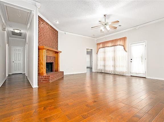 3rd image of 3711 Trailridge Dr