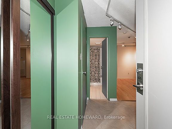 4th image of 77 Maitland Pl #626