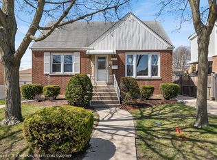 4048 Kolze Ave, Schiller Park, IL 60176