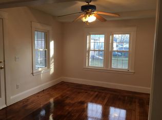 72 Maplewood Ave, Warwick, RI 02889
