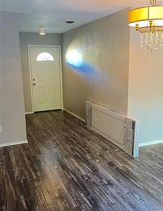 2nd image of 343 Cypress St