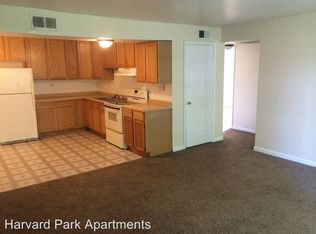 124 W Brink St APT 08, Harvard, IL 60033