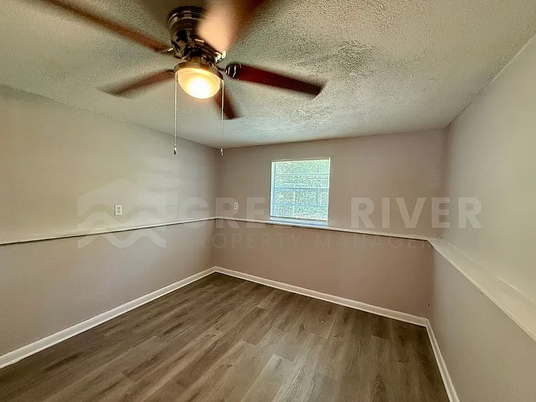 3078 W 15th St — Photo 13