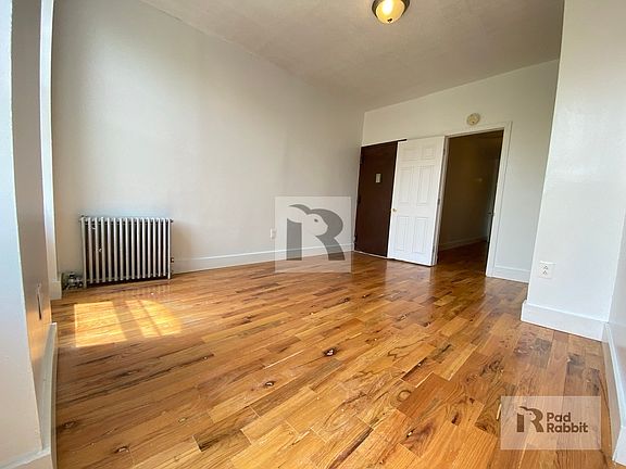 5th image of 249 Vernon Ave #3D