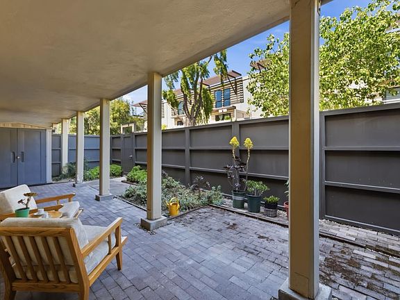 5th image of 3107 Admiralty Ln