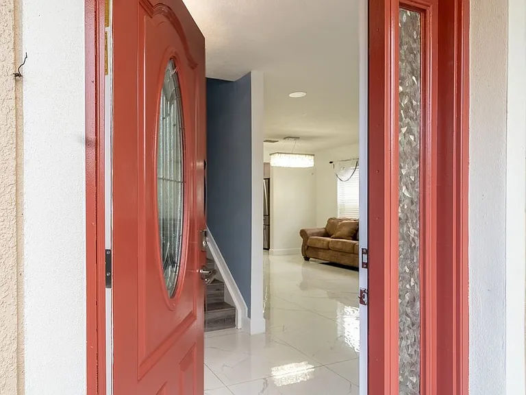 129 Bella Rosa Cir — Photo 2