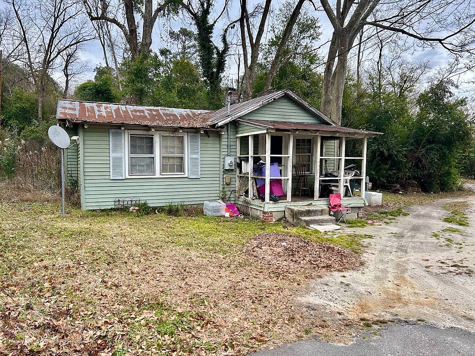 1st image of 323 Aiken Rd