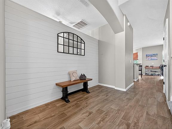 5th image of 24215 Weldon Dr
