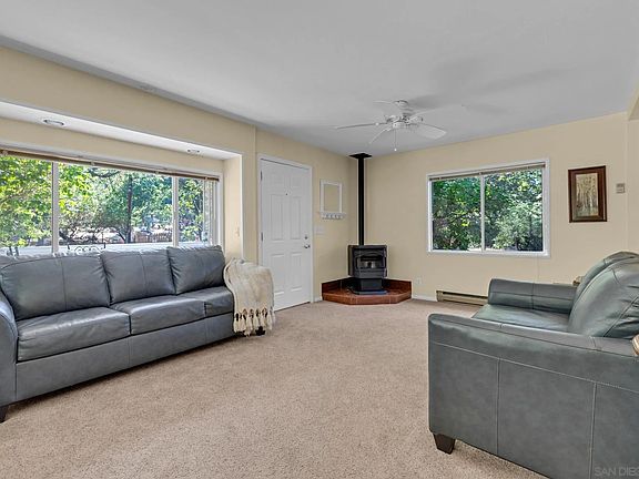 5th image of 3221 Dolores Dr