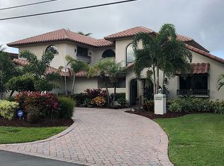 3011 NE 7th Dr, Boca Raton, FL 33431