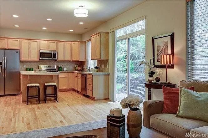 12141 SE 186th Street — Photo 3