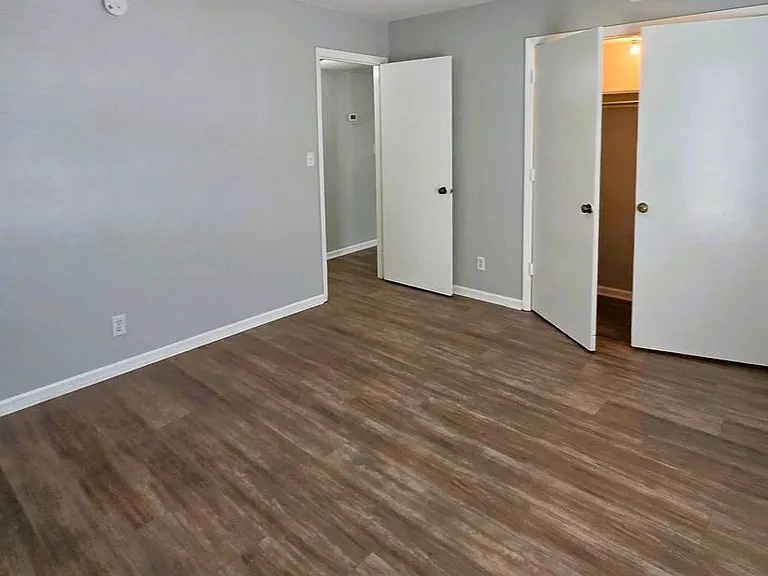 1792G Ebenezer Rd — Photo 8