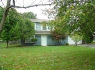 6 Newport Dr, Manalapan, NJ 07726
