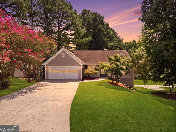 2343 Condor Dr, Lawrenceville, GA 30044