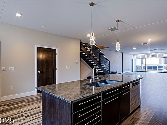 5th image of 8925 W Flamingo Rd Unit 228