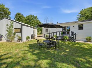 19394 63rd St NE, New London, MN 56273