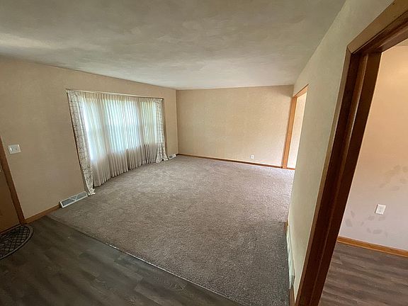 Front entrance/Living Room