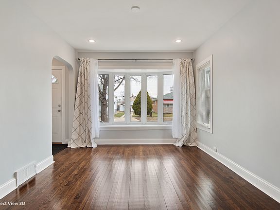 4th image of 13320 S Avenue N