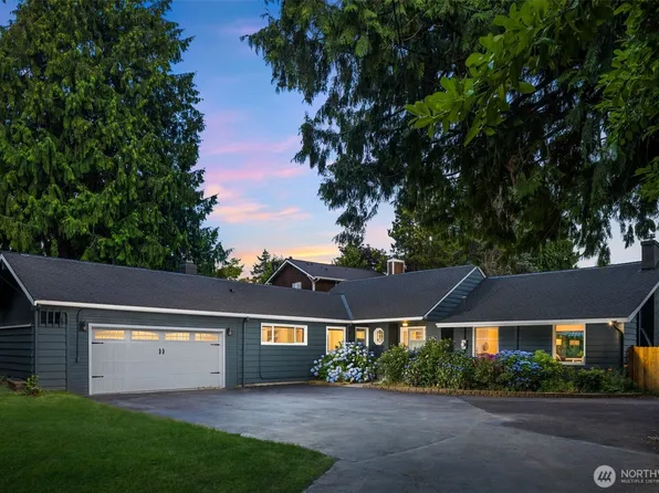2137 N 128TH Street, Seattle, WA 98133