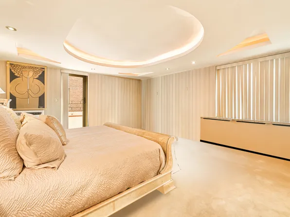 425 East 63rd Street image 16 of 28