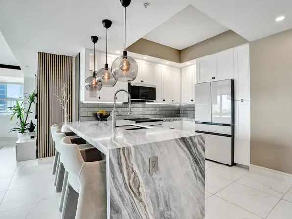 315 NE 3rd Avenue #1206, Fort Lauderdale, FL 33301