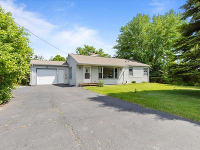 N35W29694 North Shore DRIVE, Pewaukee, WI, 53072