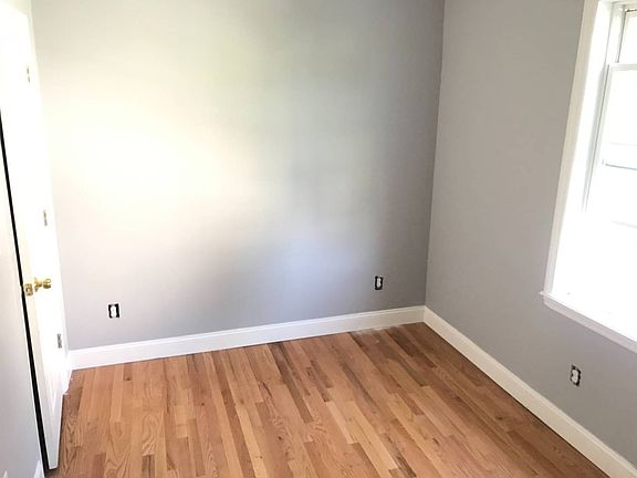 3rd image of 416 Bedford Ave Floor 3A-3