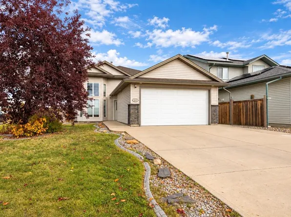 203 S Laurier Ln, Wood Buffalo, AB T9K 2K3