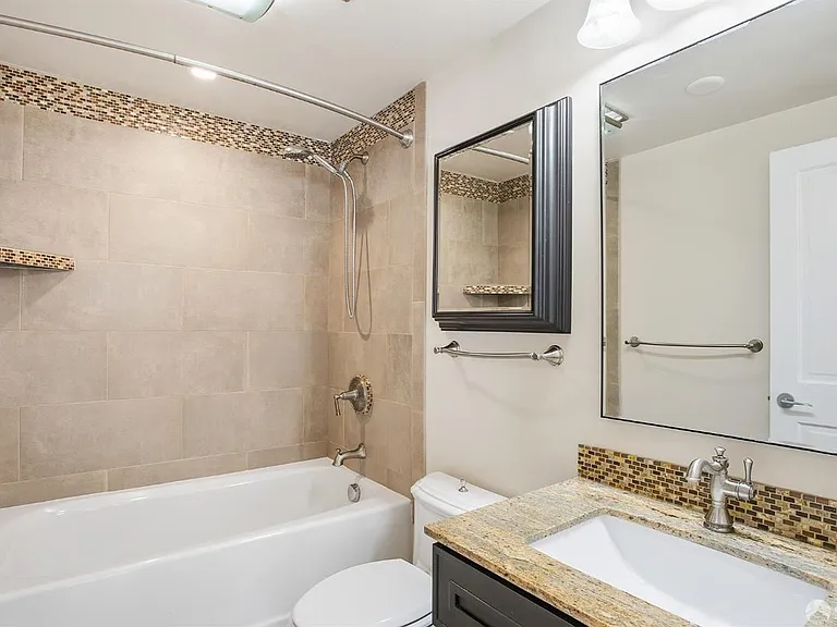 601 Van Ness Ave #406 — Photo 19
