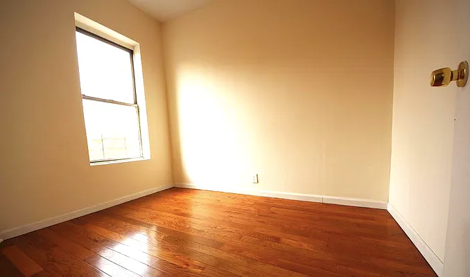 Rented by REAL New York | media 19