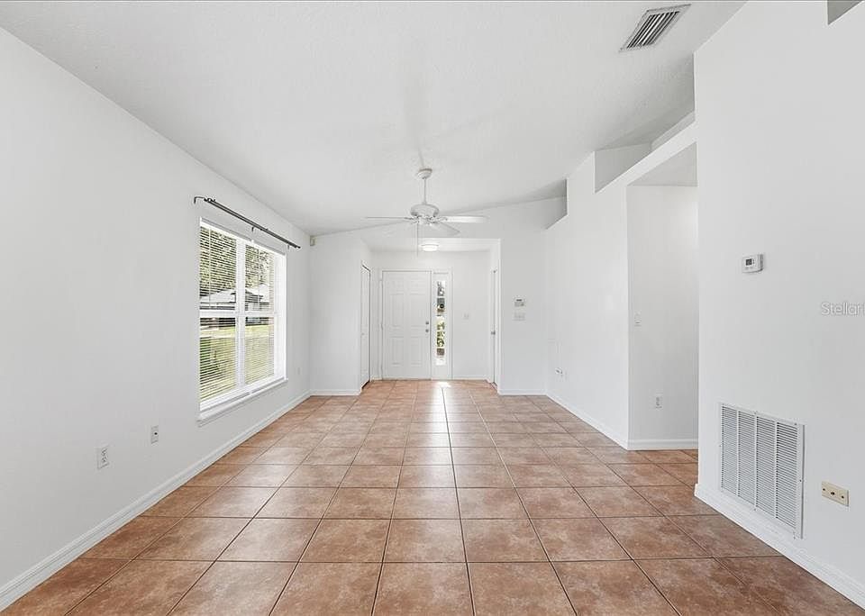 1st image of 933 Pecan St #933