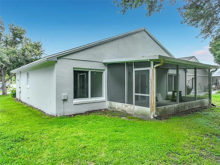 11148 Pinewood Cove Ln — Photo 63