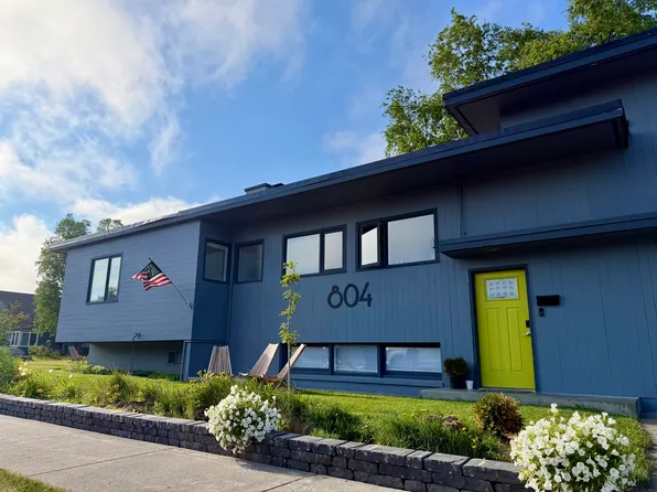 804 W 14th Ave #B, Anchorage, AK 99501