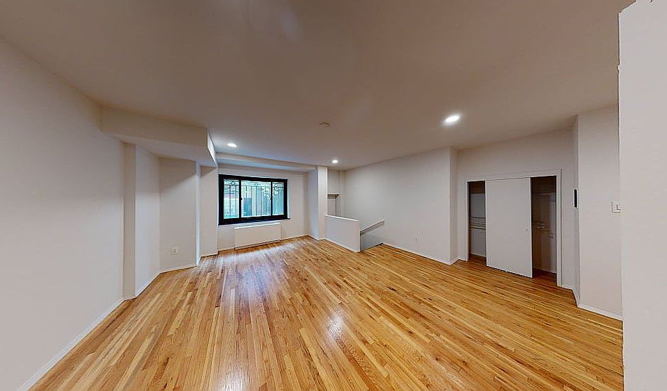 1st image of 284 Mott St APT 1N