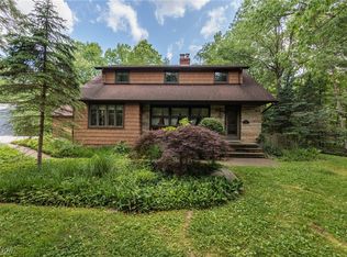 6775 Glenview Rd, Mayfield Village, OH 44143