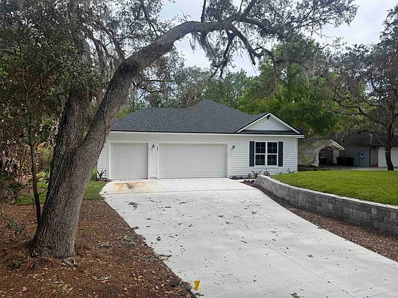 3rd image of 102 Orange Tree Rd E