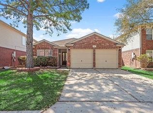11811 Skydale Dr, Tomball, TX 77375