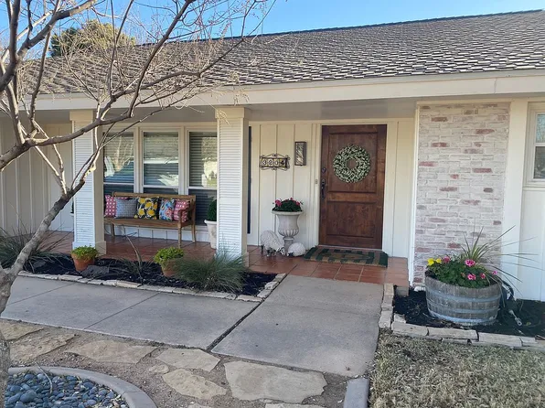 3204 N I St, Midland, TX 79705