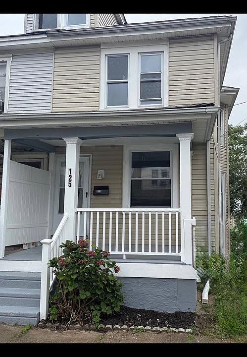 1st image of 125 White Ave