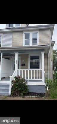 125 White Ave, Linwood, PA 19061