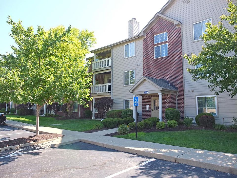1st image of 1721 Waterstone Blvd APT 205