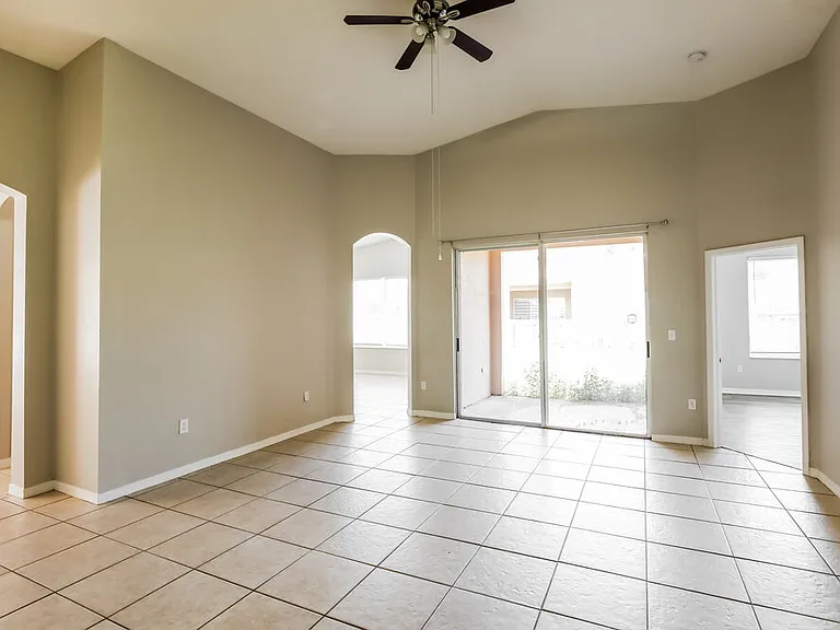 13124 SW 23rd St — Photo 5