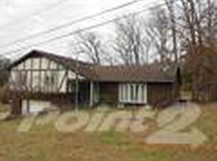 104 Meadowlark Rd, Russell, KY 41169