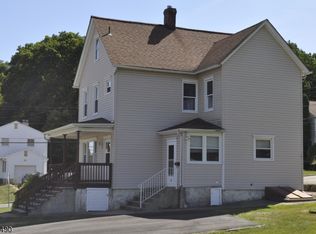 22 Railroad Ave, Netcong, NJ 07857