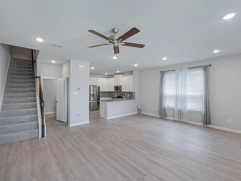2744 Baneberry Ln — Photo 5