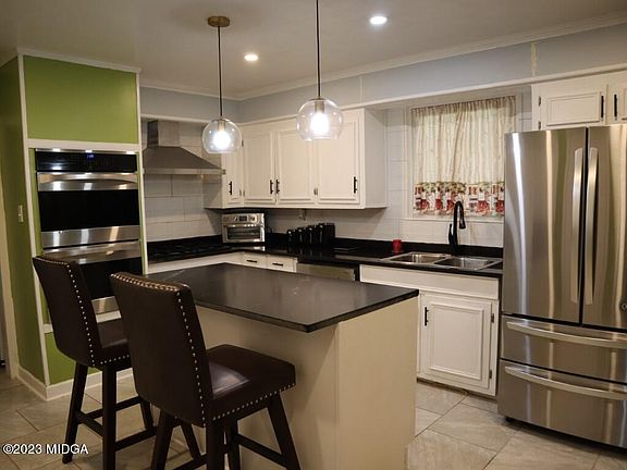 4th image of 2786 Ellenwood Cir N