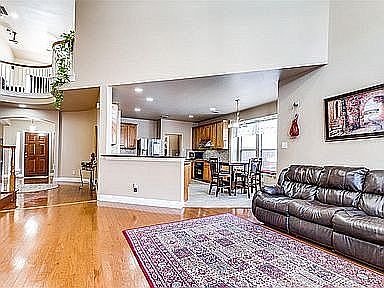 4th image of 1153 Valley Vista Dr