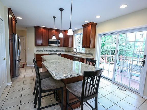 4th image of 57 Wenham Ln