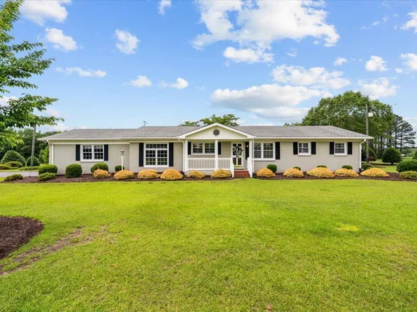 360 Country Way, Sanford, NC 27332